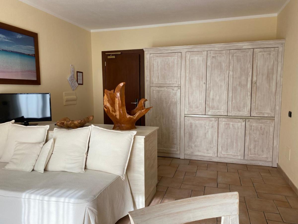 Hotel Villa Del Parco ลามัดดาเลนา ภายนอก รูปภาพ