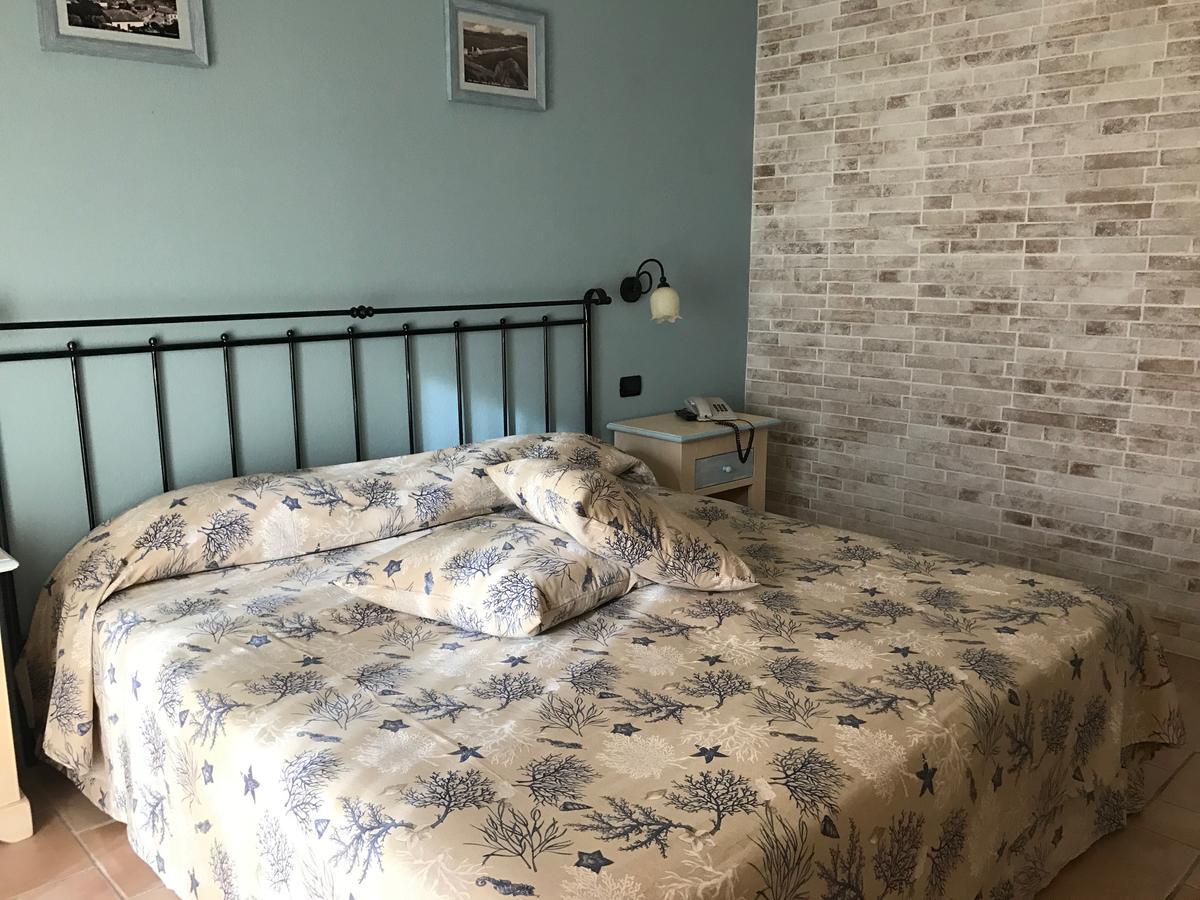 Hotel Villa Del Parco ลามัดดาเลนา ภายนอก รูปภาพ
